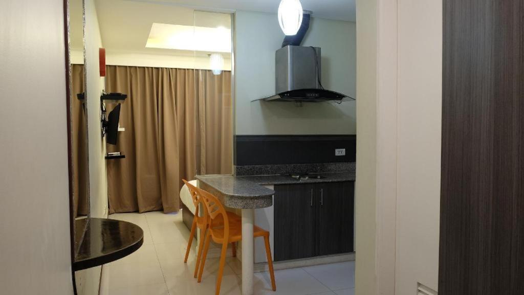 Zen Rooms Malate Robinsons Manila Exterior photo